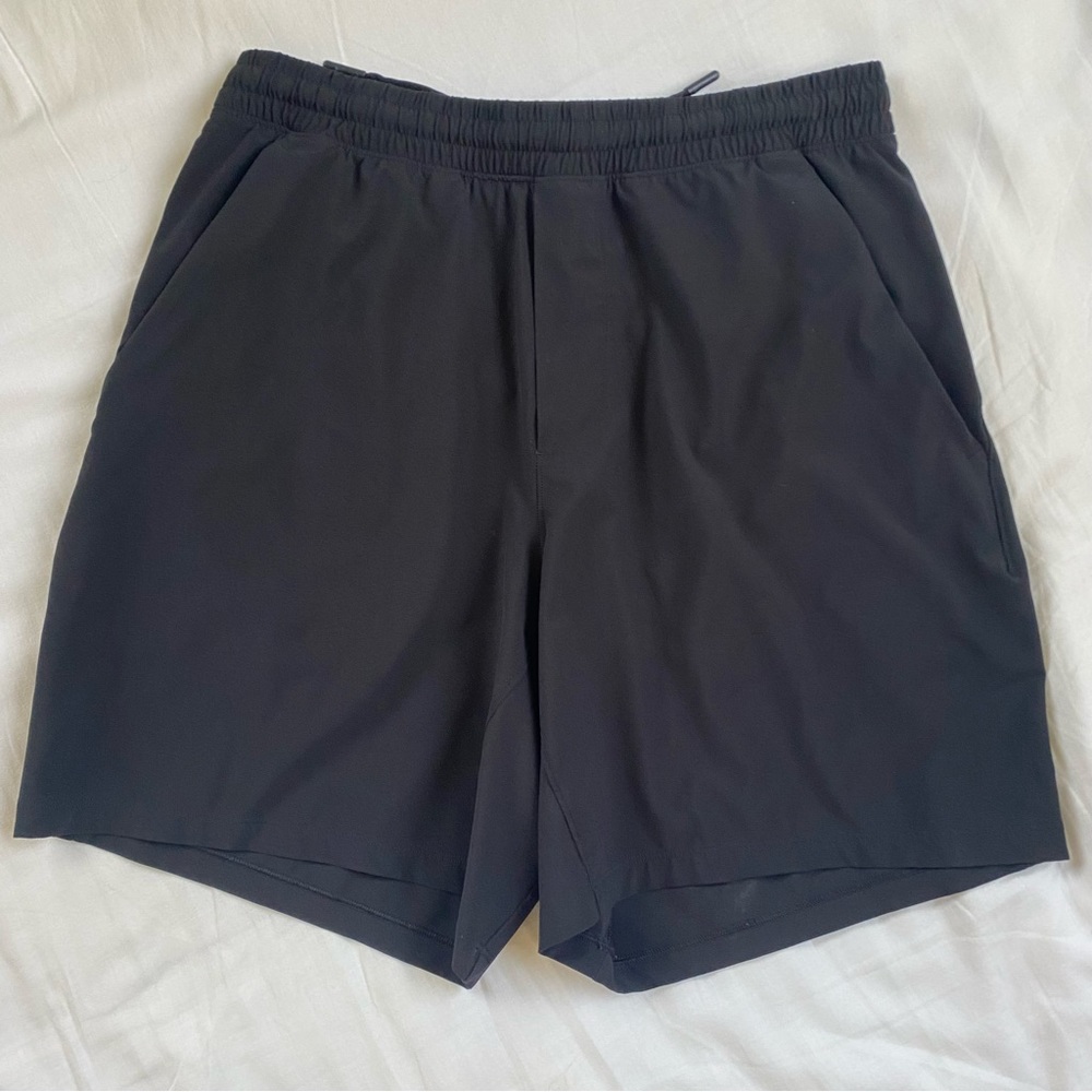Lululemon Black 7 Inch Pace Breakers Size Medium. Barely Worn